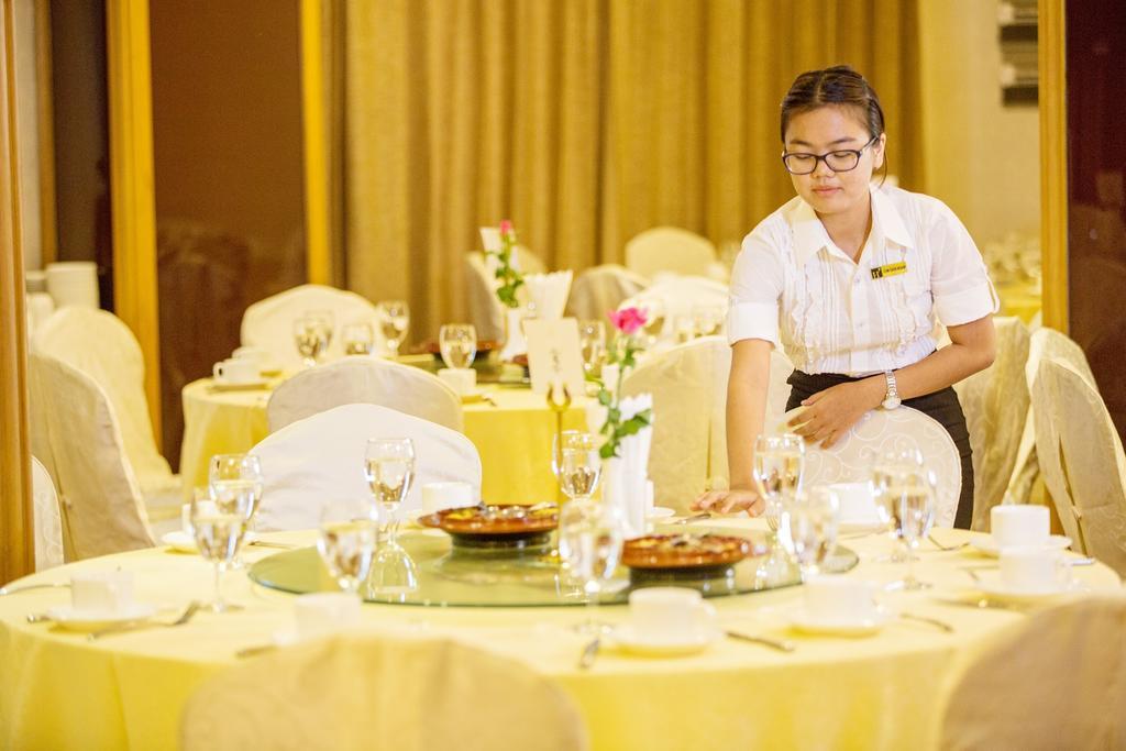 Hotel Hazel
